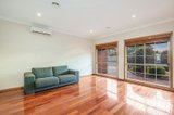 https://images.listonce.com.au/custom/160x/listings/4-bramshaw-crescent-hillside-vic-3037/577/01772577_img_06.jpg?TjoVlgAu8FU
