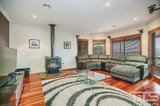 https://images.listonce.com.au/custom/160x/listings/4-bramshaw-crescent-hillside-vic-3037/577/01772577_img_07.jpg?mSXE9MxLhlY