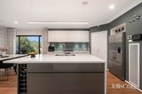 https://images.listonce.com.au/custom/160x/listings/4-brushtail-court-donvale-vic-3111/077/01927077_img_07.jpg?PEoo6BQj9AA