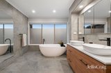 https://images.listonce.com.au/custom/160x/listings/4-brushtail-court-donvale-vic-3111/077/01927077_img_15.jpg?tN3vWhf0unE
