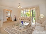 https://images.listonce.com.au/custom/160x/listings/4-cambridge-close-lysterfield-vic-3156/723/01658723_img_02.jpg?KgnM8-kL6Mk