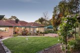 https://images.listonce.com.au/custom/160x/listings/4-carisbrook-crescent-lower-plenty-vic-3093/791/01871791_img_15.jpg?v7TTuuWulGg