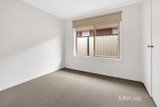 https://images.listonce.com.au/custom/160x/listings/4-carling-court-altona-meadows-vic-3028/900/01948900_img_04.jpg?StHP-Jp73Ew