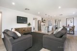 https://images.listonce.com.au/custom/160x/listings/4-carloway-drive-mckenzie-hill-vic-3451/459/00758459_img_10.jpg?rQf_9mhDois