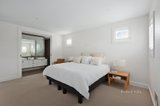 https://images.listonce.com.au/custom/160x/listings/4-carlton-street-mckinnon-vic-3204/582/01048582_img_12.jpg?VZBY0IGSsdM