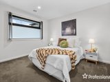 https://images.listonce.com.au/custom/160x/listings/4-caroline-street-kilsyth-vic-3137/023/01526023_img_08.jpg?2hKjRq1e-ro