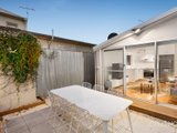 https://images.listonce.com.au/custom/160x/listings/4-cecil-place-south-melbourne-vic-3205/064/01090064_img_04.jpg?Rdrzuywg2VE
