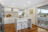 https://images.listonce.com.au/custom/160x/listings/4-chatsworth-quadrant-templestowe-lower-vic-3107/602/01751602_img_06.jpg?vrbgh1SKg6I