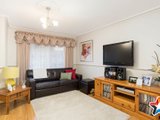 https://images.listonce.com.au/custom/160x/listings/4-chaucer-street-mooroolbark-vic-3138/345/01526345_img_03.jpg?2t6QKVfesU4