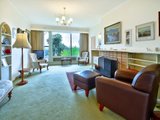 https://images.listonce.com.au/custom/160x/listings/4-chesterfield-court-newtown-vic-3220/616/01699616_img_03.jpg?DVJplDhjQd0