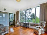https://images.listonce.com.au/custom/160x/listings/4-chesterfield-court-newtown-vic-3220/616/01699616_img_05.jpg?b2v3xWaBco0