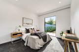 https://images.listonce.com.au/custom/160x/listings/4-clairmont-avenue-bentleigh-vic-3204/767/00545767_img_07.jpg?AdyW65L8YQo