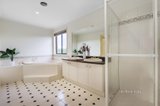 https://images.listonce.com.au/custom/160x/listings/4-clearwater-close-eltham-vic-3095/885/01023885_img_10.jpg?CKMKZZGDijc