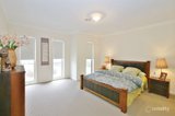 https://images.listonce.com.au/custom/160x/listings/4-clinton-drive-keysborough-vic-3173/933/01977933_img_08.jpg?PKzDWU5HtpI