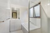 https://images.listonce.com.au/custom/160x/listings/4-clontarf-crescent-templestowe-vic-3106/152/00359152_img_06.jpg?pl7UsqBWvxY