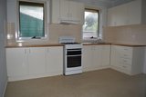 https://images.listonce.com.au/custom/160x/listings/4-collins-street-heidelberg-heights-vic-3081/325/01702325_img_03.jpg?HInpbDjYwRI