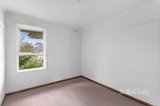https://images.listonce.com.au/custom/160x/listings/4-collins-street-heidelberg-heights-vic-3081/857/01915857_img_07.jpg?H4K_HaDIWQ4