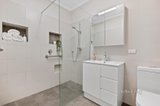 https://images.listonce.com.au/custom/160x/listings/4-cornish-road-burwood-east-vic-3151/817/01564817_img_07.jpg?QTN0wOejSkE