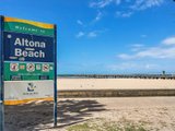 https://images.listonce.com.au/custom/160x/listings/4-correa-street-altona-vic-3018/957/01203957_img_14.jpg?ka5txGWOkBE