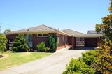 https://images.listonce.com.au/custom/160x/listings/4-courage-court-glen-waverley-vic-3150/611/01736611_img_07.jpg?8oTB3HHc2-E
