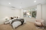 https://images.listonce.com.au/custom/160x/listings/4-crimson-avenue-blackburn-south-vic-3130/042/01740042_img_07.jpg?LCdOzEuOays
