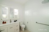 https://images.listonce.com.au/custom/160x/listings/4-crimson-avenue-blackburn-south-vic-3130/042/01740042_img_10.jpg?XJy3kpCHKAs