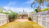 https://images.listonce.com.au/custom/160x/listings/4-cromwell-crescent-south-yarra-vic-3141/011/01890011_img_12.jpg?X4e54pKP5_4