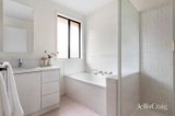 https://images.listonce.com.au/custom/160x/listings/4-curlew-court-yallambie-vic-3085/193/01986193_img_12.jpg?BUmQcvGOtIc