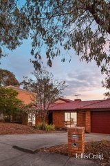 https://images.listonce.com.au/custom/160x/listings/4-curlew-court-yallambie-vic-3085/193/01986193_img_21.jpg?8b56Ek_IR2c