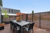 https://images.listonce.com.au/custom/160x/listings/4-david-ln-windsor-vic-3181/958/01899958_img_04.jpg?m3ScSKjxwOo