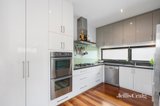 https://images.listonce.com.au/custom/160x/listings/4-david-ln-windsor-vic-3181/958/01899958_img_06.jpg?yi9kqwMgOsI