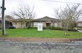 https://images.listonce.com.au/custom/160x/listings/4-dawsons-avenue-lake-wendouree-vic-3350/533/01576533_img_01.jpg?6adn165kpyg