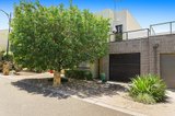 https://images.listonce.com.au/custom/160x/listings/4-diamond-blvd-greensborough-vic-3088/462/01753462_img_01.jpg?IQZsXZLGgVo
