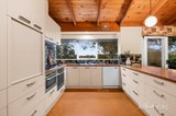 https://images.listonce.com.au/custom/160x/listings/4-diane-court-warrandyte-vic-3113/016/01922016_img_06.jpg?Tjn5_VyEPF8