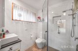 https://images.listonce.com.au/custom/160x/listings/4-dianne-court-canadian-vic-3350/564/01900564_img_12.jpg?A5XNwz4C_5Q