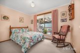 https://images.listonce.com.au/custom/160x/listings/4-dianne-court-canadian-vic-3350/564/01900564_img_13.jpg?cWr-EXRLQi4