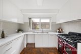 https://images.listonce.com.au/custom/160x/listings/4-dobell-place-doncaster-east-vic-3109/797/01752797_img_04.jpg?_8qge5xFjIU