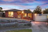 https://images.listonce.com.au/custom/160x/listings/4-drewe-close-donvale-vic-3111/516/01743516_img_01.jpg?5S-w5q-VW00