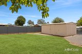 https://images.listonce.com.au/custom/160x/listings/4-dundas-street-newstead-vic-3462/423/01837423_img_03.jpg?8Epxwd_l7KA