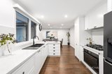 https://images.listonce.com.au/custom/160x/listings/4-eades-court-templestowe-vic-3106/888/01422888_img_04.jpg?uix4fgEdtSM