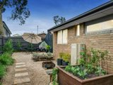 https://images.listonce.com.au/custom/160x/listings/4-eton-court-heathmont-vic-3135/814/01047814_img_08.jpg?QzvgNQ4m-gY