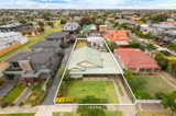 https://images.listonce.com.au/custom/160x/listings/4-fenacre-street-strathmore-vic-3041/549/01047549_img_01.jpg?lmegF-3eklQ