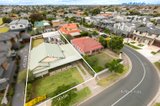 https://images.listonce.com.au/custom/160x/listings/4-fenacre-street-strathmore-vic-3041/549/01047549_img_08.jpg?uRWbDL_F-iE