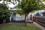 https://images.listonce.com.au/custom/160x/listings/4-fenwick-street-thornbury-vic-3071/621/01185621_img_01.jpg?zu0KGGO9htQ