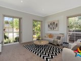 https://images.listonce.com.au/custom/160x/listings/4-fergerson-road-kilsyth-vic-3137/633/01524633_img_02.jpg?e2ZaZKTAAJg