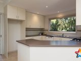 https://images.listonce.com.au/custom/160x/listings/4-fergerson-road-kilsyth-vic-3137/633/01524633_img_06.jpg?wyoPC5T4mEI