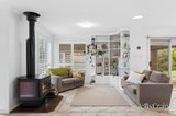 https://images.listonce.com.au/custom/160x/listings/4-fern-court-woodend-vic-3442/095/01905095_img_02.jpg?_qnsJ3q8LA4