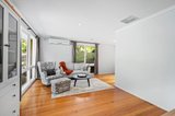 https://images.listonce.com.au/custom/160x/listings/4-flora-court-ringwood-vic-3134/978/01889978_img_03.jpg?mtrFZek9FK0