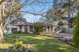 https://images.listonce.com.au/custom/160x/listings/4-forest-street-woodend-vic-3442/225/01265225_img_08.jpg?0_7YL7cOjkM