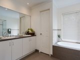 https://images.listonce.com.au/custom/160x/listings/4-frome-street-croydon-vic-3136/329/01524329_img_13.jpg?fFkNYvnUVn4